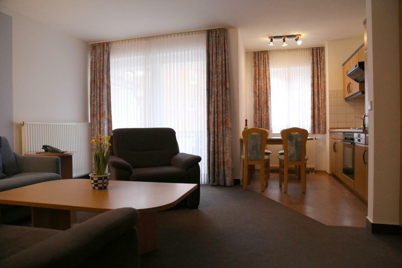 K & R Appartements Binz Esterno foto
